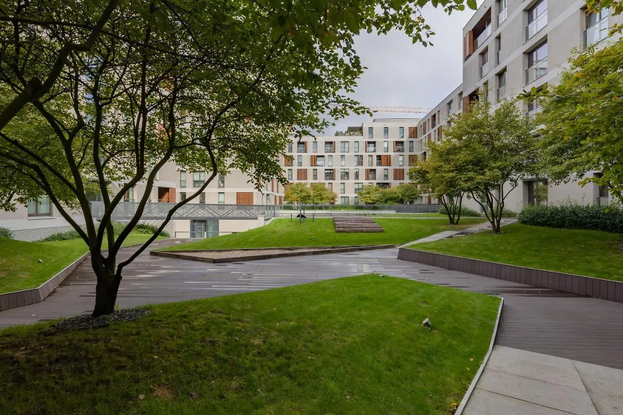 Apartament Warsaw Wola Studio near Nocny Market by Renters